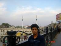 yasir-on-darbar-bridge.jpg